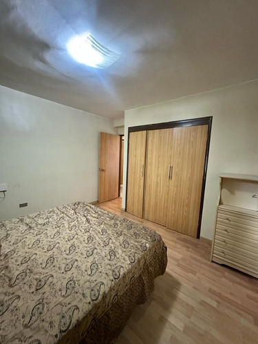 En Alquiler Apartamento En Urbanización San Isidro. Yb7263