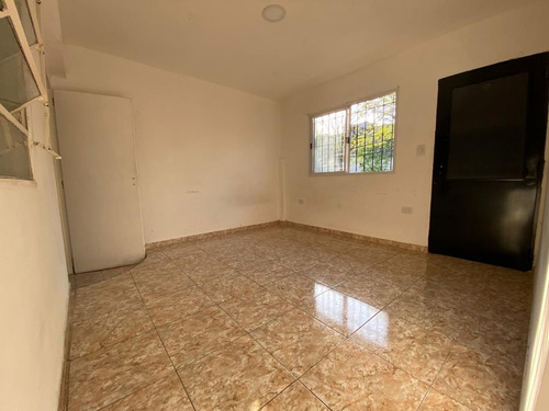 Imagen 7 de 7 de Ph En Venta En Sarandi
