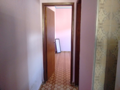 Imagem 7 de 14 de Casa Isolada 1 Quarto, 3 Gar, Próx Praia E Mercd. R$ 220.mil