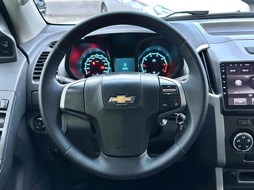 Chevrolet S-10 2.4 ADVANTAGE 4X2 CD 8V FLEX 4P MANUAL