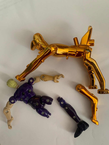 Lote Piezas Dañadas De Caballeros Del Zodiaco Bandai 2004 (Usado)