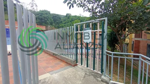 Apartamento En Arriendo En Bosques De San Sebastian. Cod A16121