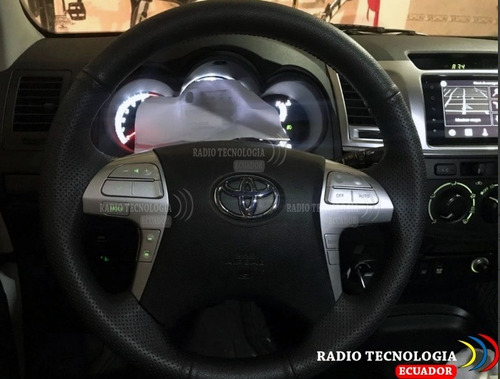 Mandos Al Volante Toyota Hilux - Fortuner 2012-2016+clock