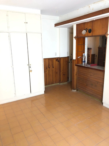 Imagen 3 de 8 de Venta - Oportunidad De Inversion Dpto 1 Amb Reciclado A Nuevo Por Completo - U$s 43.900