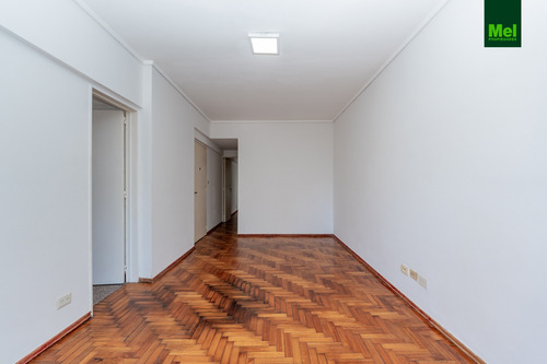 Semipiso 2 Amb En Alquiler Con Balcon, Coc/lavadero Indep