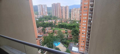 Arriendo Excelente Apartamento En Sabaneta