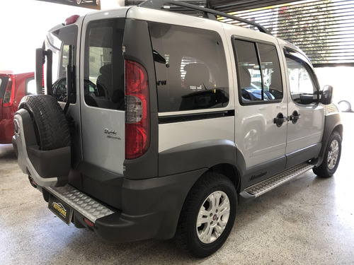 Fiat Doblò Adventure 1.8 2012 Flex Manual Oportunidade Única