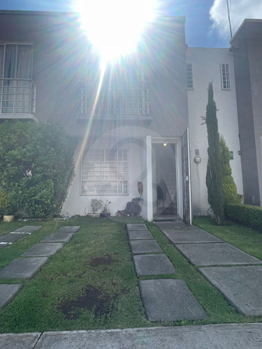 Casa En Venta En Corredor Industrial Toluca Lerma