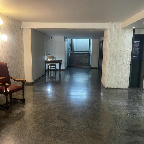 Venta- Departamento 5 Ambientes- C.a.b.a