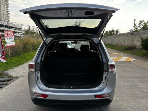 Mitsubishi Outlander 2.4 Limited L4/ At