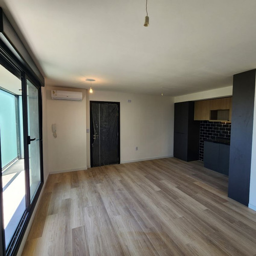 Alquiler Apartamento En Centro 2 Dormitorio A Estrenar Y Con Opción A Garaje.