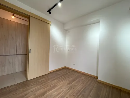 Apartamento En Arriendo En Loma De Las Brujas. Cod A775954