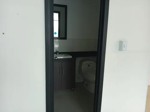 Oficina En Arriendo/venta En Chico Norte Iii. Cod A1105010