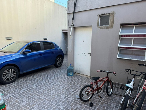 Venta Casa, Villa Ballester, 6 Ambientes, Pileta