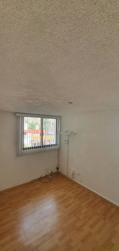 Imagen 13 de 24 de Renta Casa Con Seguridad Y Jardín En Lomas Verdes 1a Sección