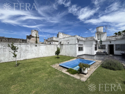 Venta De Casa 3 Ambientes Con Galpon Y Patio En Wilde
