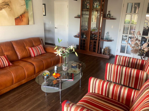 Casa En Venta De 4 Dorm. En La Florida, Alto Macul, Boston