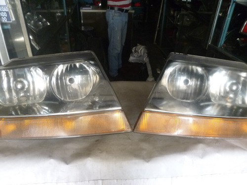  Faros Gran Cherokee 2005 Original Mopar El Par