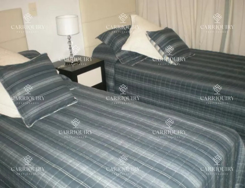 Apartamento En Alquiler Temporario Playa Mansa 2 Dormitorios