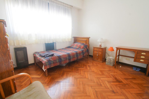Imagen 17 de 23 de Semipiso De Categoría - 4 Ambientes Con Dependencia - 125 M2 - Impecable Estado