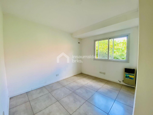 Casa En Venta 3 Dormitorios Y Dependencia, Santa Teresa, Villanueva, Tigre!