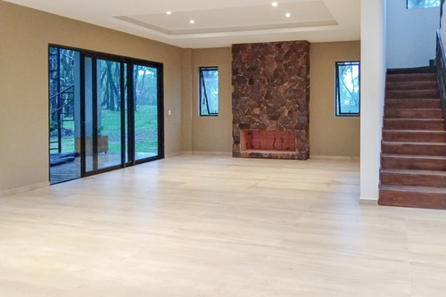 Imagen 3 de 12 de Lujosa Vivienda En Aguavista - 98% Terminado