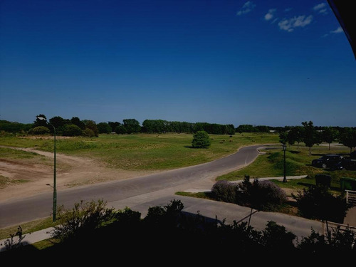 Imagen 6 de 10 de Departamento En Venta En Pilara