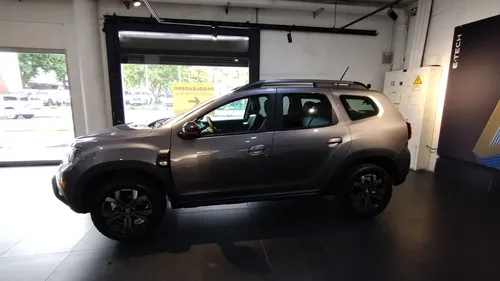 Renault Duster Iconic 1.3T 4x4 Mt