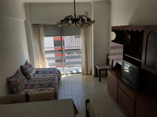 Imagen 1 de 5 de Temporada | 2 Ambientes Cable Wifi Zona Aldrey/ Plz Colon