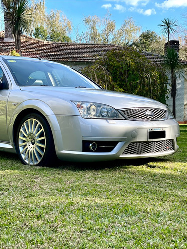 Ford Mondeo 3.0 St V6