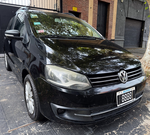 Volkswagen Suran 1.6 Trendline 11b