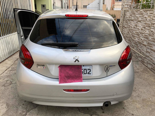 Peugeot 208 2017 1.2 Active Pack Flex 5p