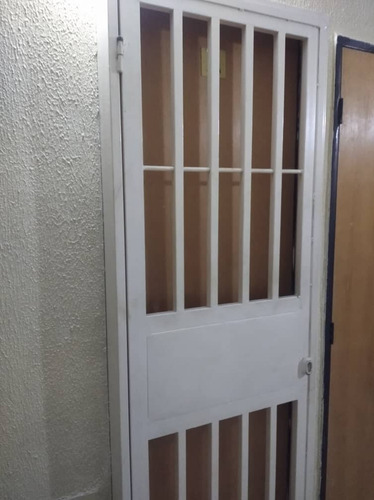 Imagen 12 de 13 de En Venta Apartamento Urb Narayola // 04146878567