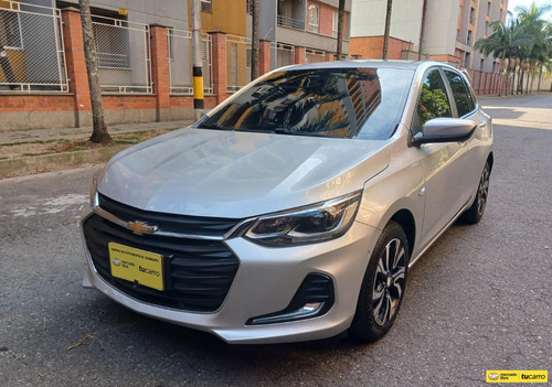 Chevrolet Onix 1.0t Automática