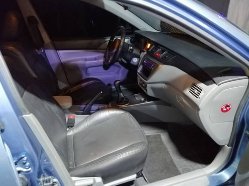 Imagen 10 de 12 de Mitsubishi Lancer Touring Sincronico