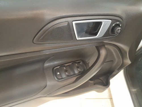 Ford Fiesta Kinetic 1.6 Se Plus 120cv
