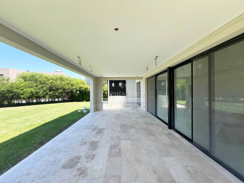 Excelente Casa En Venta A Estrenar 4 Dormitorios-ayres Plaza
