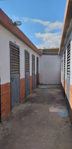 Apartamento En Venta Residencia Guaica Mar