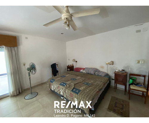 Casa En Venta Ubicación Residencial 7 Ambientes.-