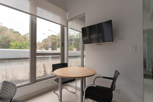 En Alquiler Oficina 127 Mt2 4 Dependencias/1b/2pe Santa Paula