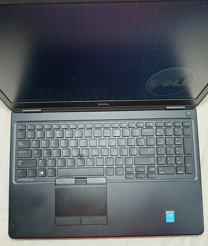 Laptop Dell Latitude E 5550 Core I5 5ta Gen. 15.6 Pulgadas (Usado)