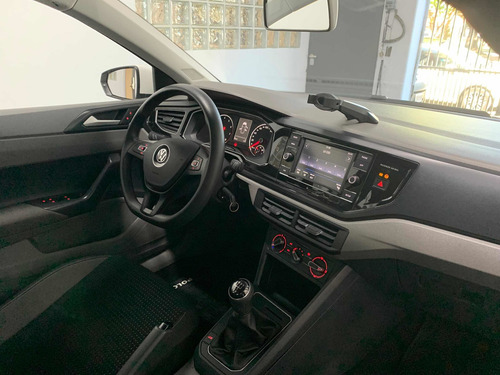 Imagen 7 de 13 de Volkswagen Polo 2018 1.6 Msi Comfortline