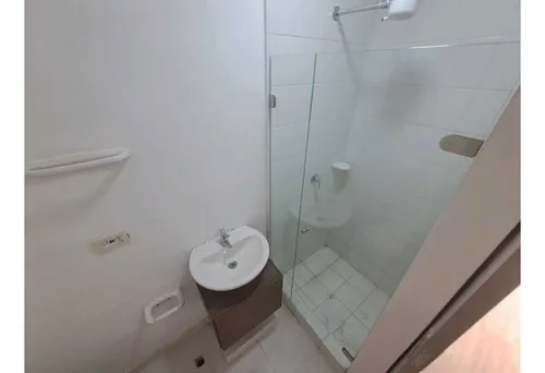 Arriendo Apartaestudio La Castellana