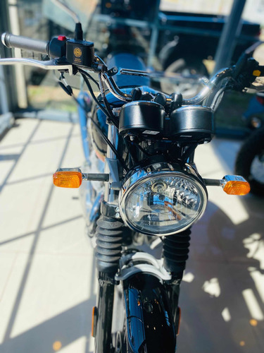 Royal Enfield Interceptor 650 Sunset Strip