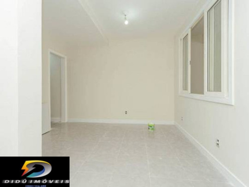 Imagem 2 de 18 de Sobrado - 0101024 - 70726372