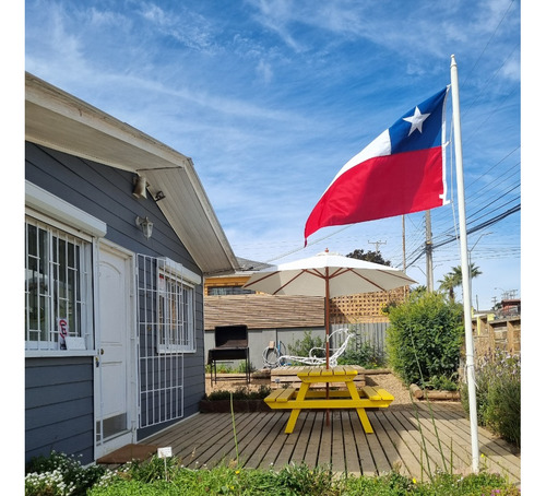 Casa En El Centro De El Quisco