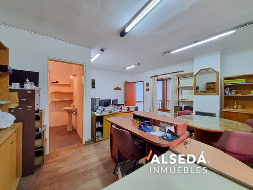 Casa En Venta Rosario Zona Sur Cochera, Jardin Y Pileta.