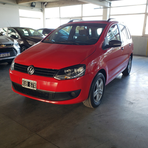 Volkswagen Suran 1.6 Trendline 11b