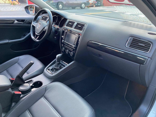 Volkswagen Jetta 2015 2.0 Tsi Highline 4p