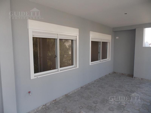 Venta Semipiso 4 Ambientes A Estrenar Balcón Terraza - Flores